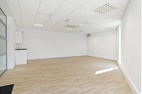 Office to rent Image 4