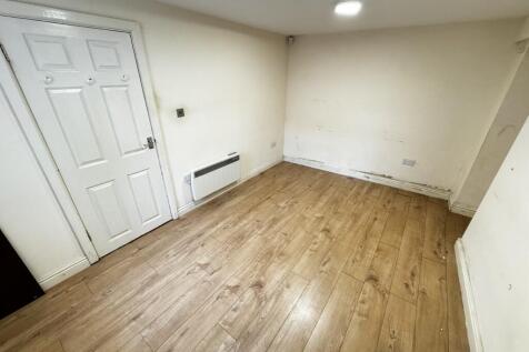 Windsor Road, Parkfields, Wolverhampton photo 5