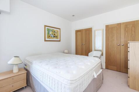 Beckford Close Warwick Road W14 photo 3