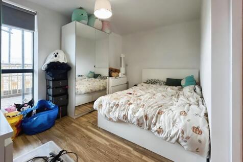 cbf473ec-WhatsApp 20