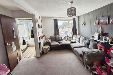 Moorside Crescent, Sinfin, Derby, DE24 photo 3