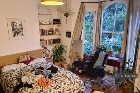 Top Front Bedroom