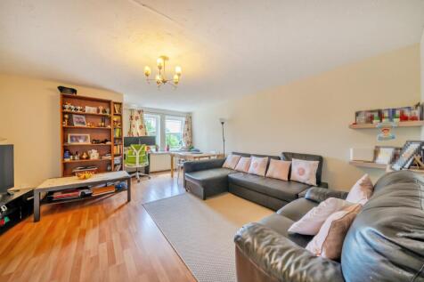 London, SW18 - property photo