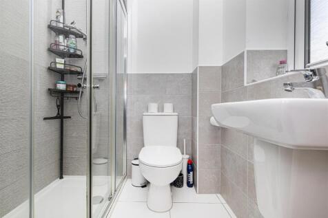 En Suite Shower Room