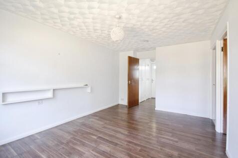 South Lynn Crescent, Bracknell, RG12 photo 4