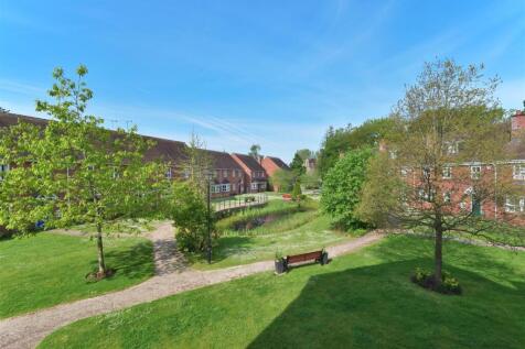 17 Woodfield Gardens - (31).jpg