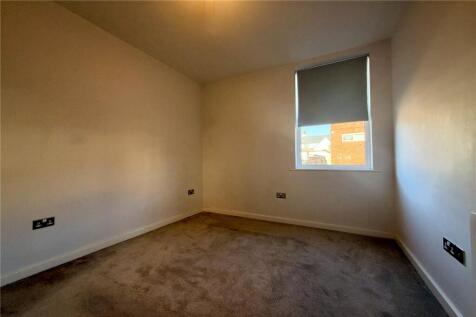 Ingrave House, 8 Ingrave Road, Brentwood, Essex, CM15 photo 4