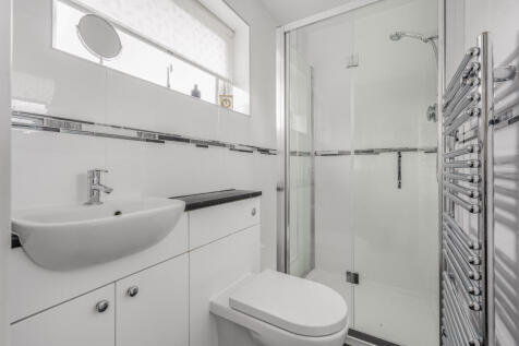 En suite Shower Room