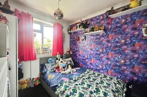 70446456-WhatsApp...