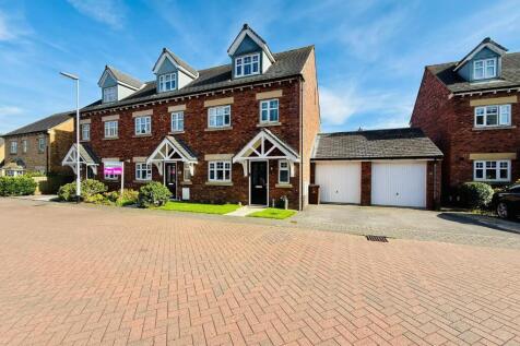 15 ivy bank front 2.jpg