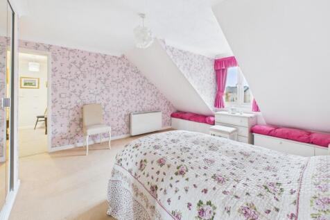 CAM02545G0-PR0500-STILL013