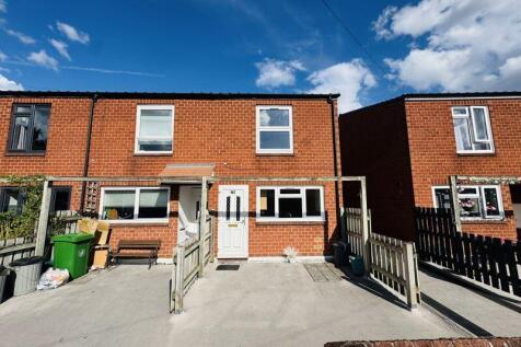 Uxbridge, UB8 - property photo