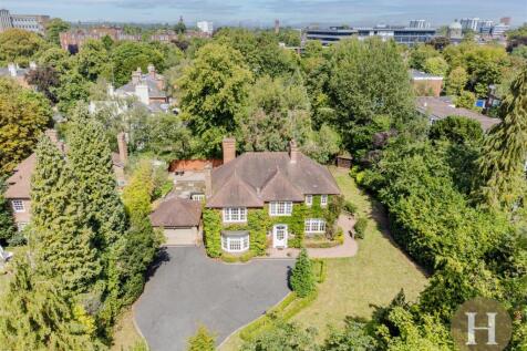 4 bed, 4 bath Detached in Birmingham - Photo 5