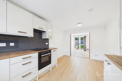 Disraeli Terrace, Leeds, West Yorkshire, LS11 photo 4