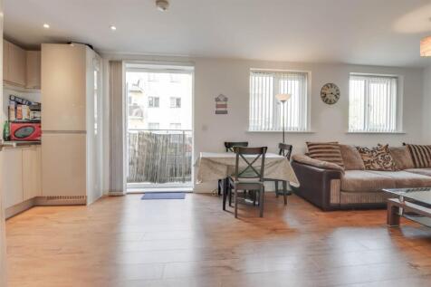 lounge blurred no.3.jpg