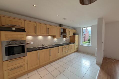 Southlands, Bramhall Lane, Davenport photo 4