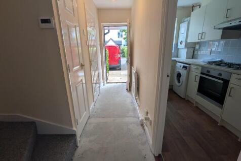 Langridge Mews, Hampton, Middlesex, TW12 photo 4
