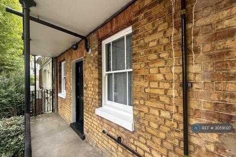 North Hill, London, N6 photo 3