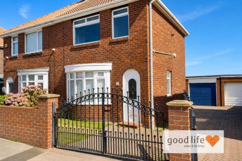 20260826_203354985_iOS25 ACKLAM AVENUE.jpg