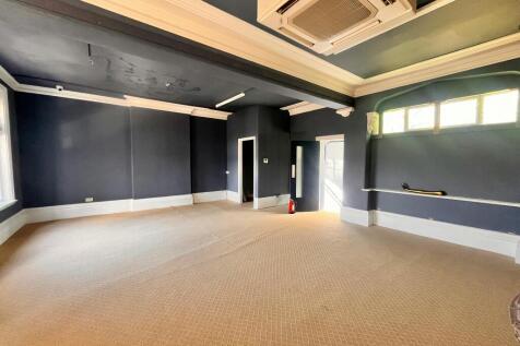 Retail Property (high street) to rent Image 12