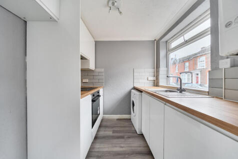 1404386-15-697221...