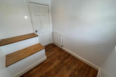 Plantagenet Close, Winsford, CW7 photo 3