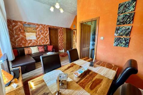 PHOTO-2025-04-13-19-55-45 (17).jpg