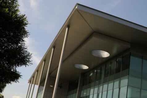 304 Bridgewater roof.jpg