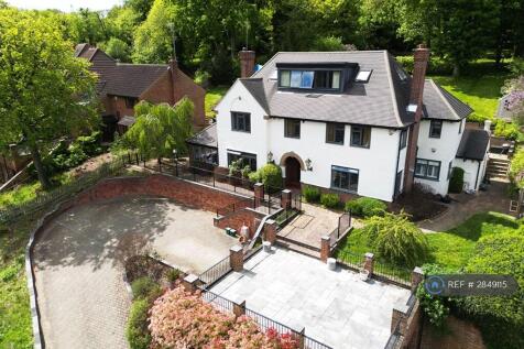 5 Bed Detached