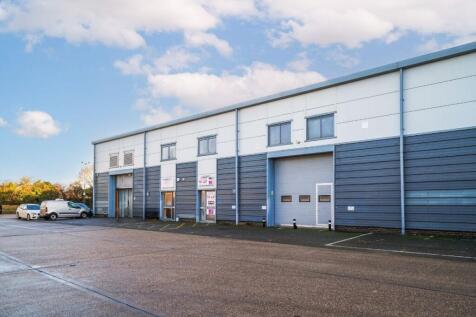 Unit B The Ridgeway 3.jpg