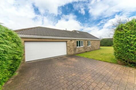 Huddersfield, HD8 - property photo
