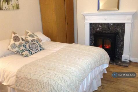 Double Bedroom g/f