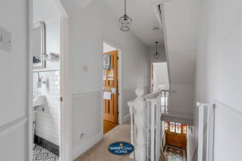 66 Huntingdon Rd (13 of 49).jpg