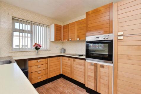 cc9c2520-kitchen 20only.JPG