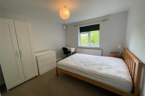 Hillsborough Avenue, Exeter, Devon, EX4 photo 5