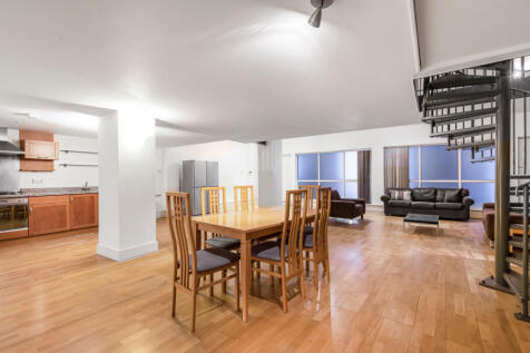 Michael Charles-Flat 8  Gowers Walk-14