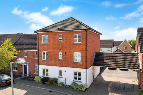 Grays, RM16 - property photo