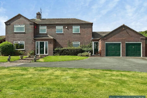 Modern Detached 4 Bedroom Property