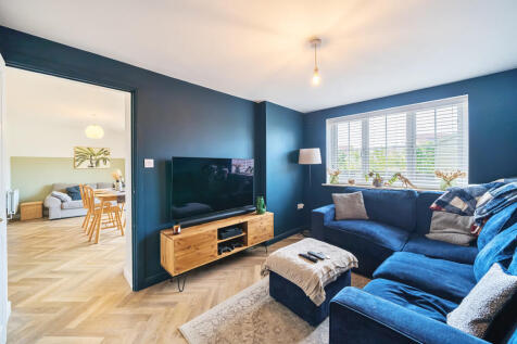 1304729-23-684079...