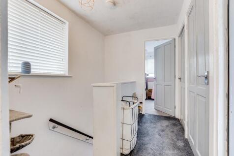 12 Pinewood Close, Kettering-8.jpg