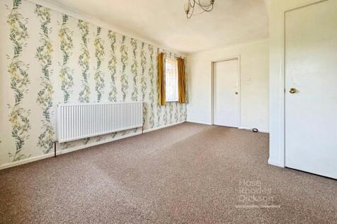Shide Road, Newport, PO30 photo 3
