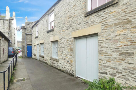 Retail Property (high street) to rent Image 8