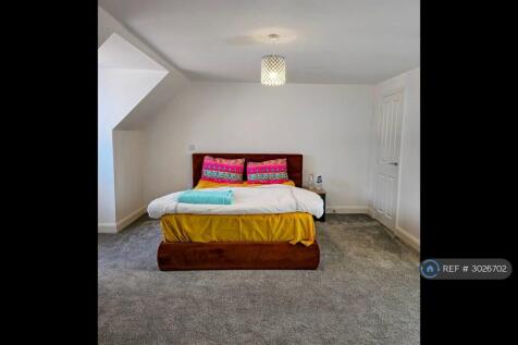 Master Bedroom Ensuite 
