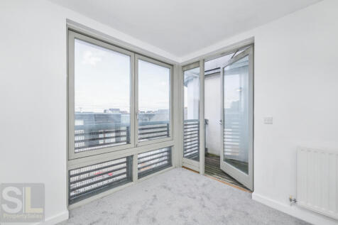 20251114034100_DSC_4185_T0DTb