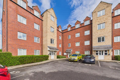 Two bedroom second floor flat - For sale by aucti