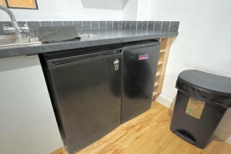 Fridge freezer