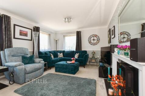 Lounge/ Dining Room