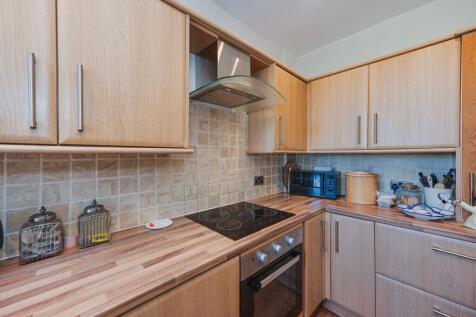 KITCHEN, DINING ROOM, LOUNGE AND GARDEN ROOM
