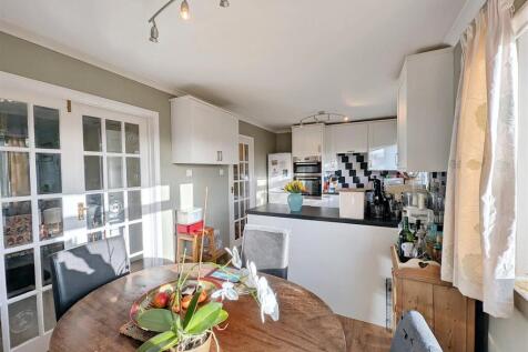 Dining &amp; Kitchen Area.jpg