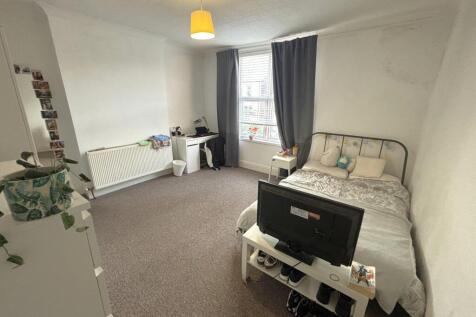 231 Springvale Road, Crookes photo 4